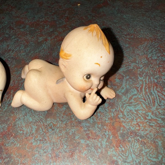 A LOT OF Two VINTAGE PORCELAIN KEWPIE DOLLS BLUE WINGS   **MINT** - Picture 2 of 3